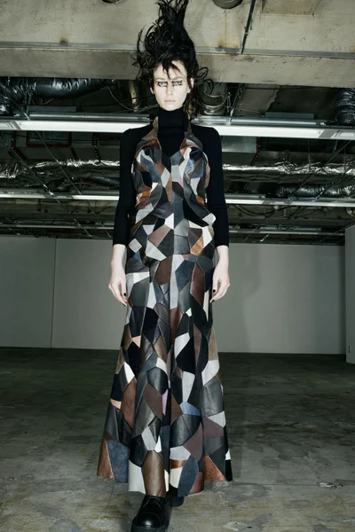 Look 11